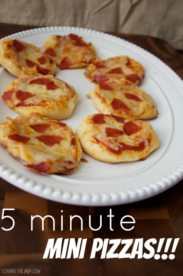 5 minute Mini Pizzas
